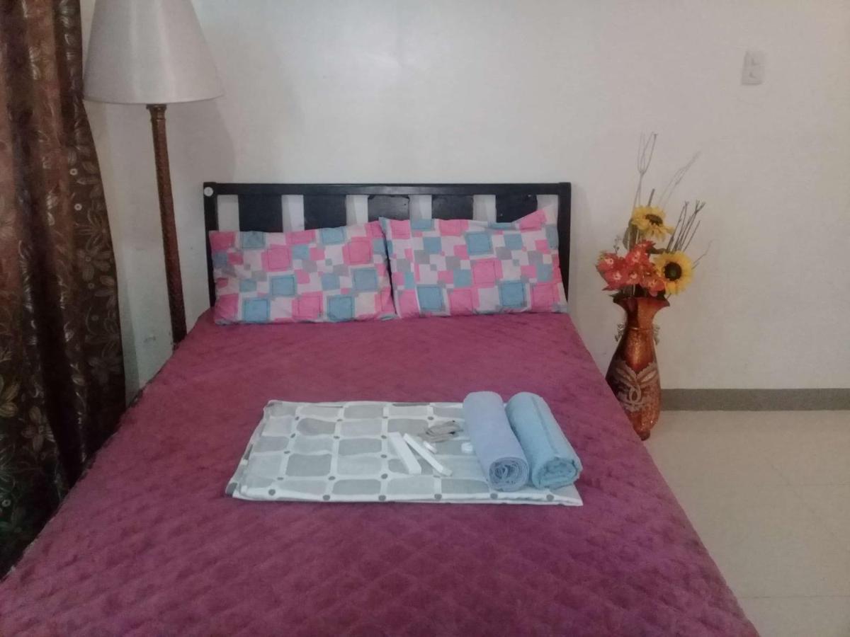Ekonumi Rooms At Moonwalk Paranaque Paranaque City Exteriér fotografie