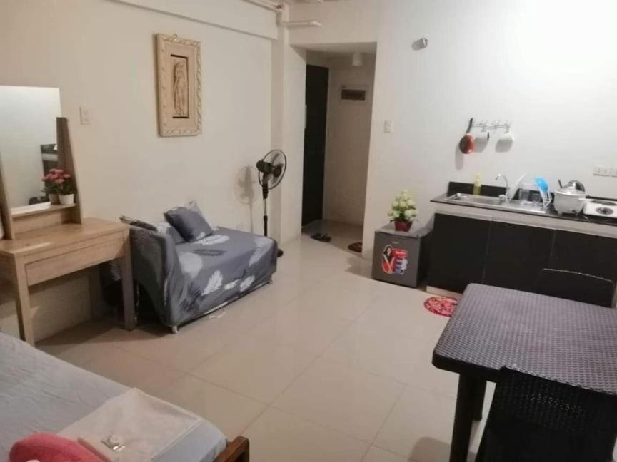 Ekonumi Rooms At Moonwalk Paranaque Paranaque City Exteriér fotografie