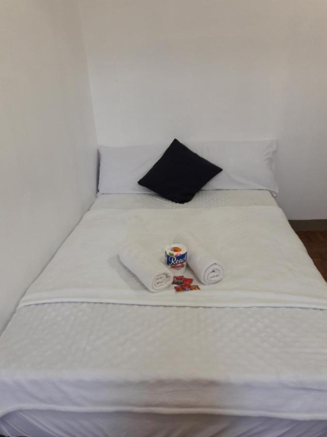 Ekonumi Rooms At Moonwalk Paranaque Paranaque City Exteriér fotografie